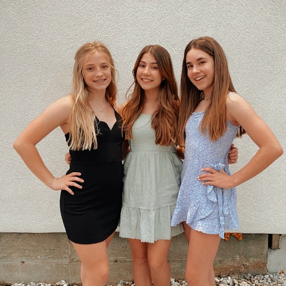 hollister blue dress! - Picture 4 of 4